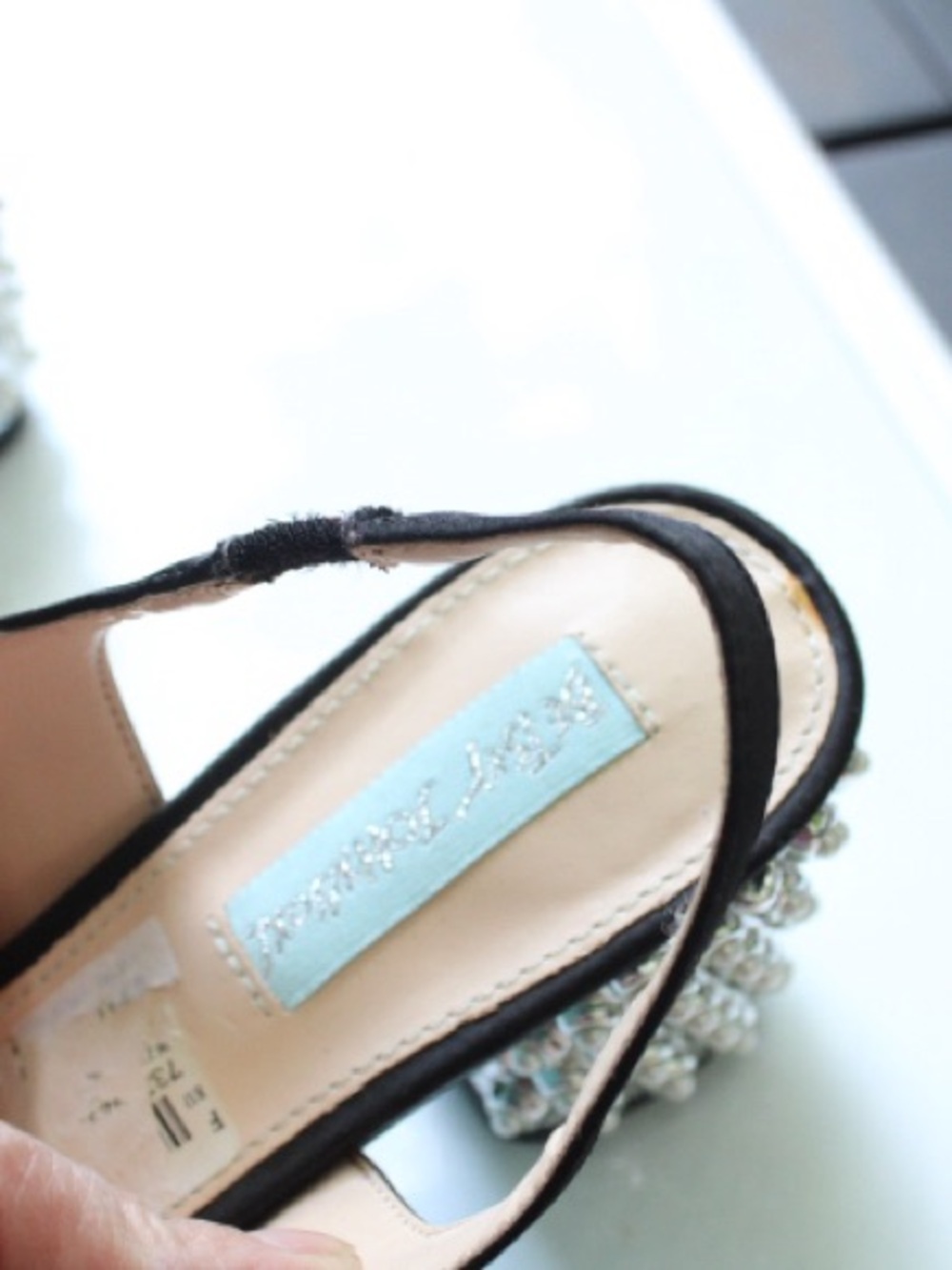 Betsey Johnson sling back pumps - Picture 5 of 12